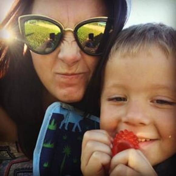 Meet your Posher, Brandi - Picture 2 of 3