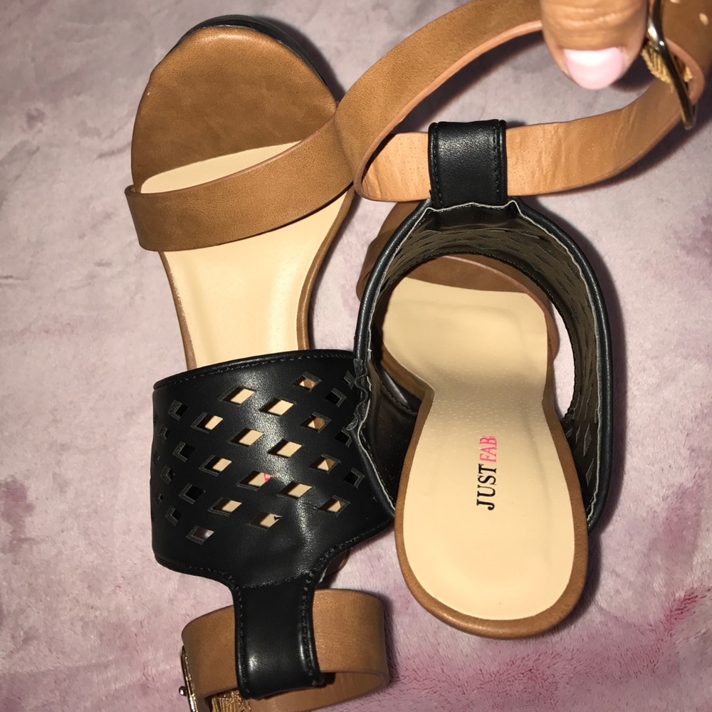 Trendy black and brown color-block wedge - Picture 5 of 5