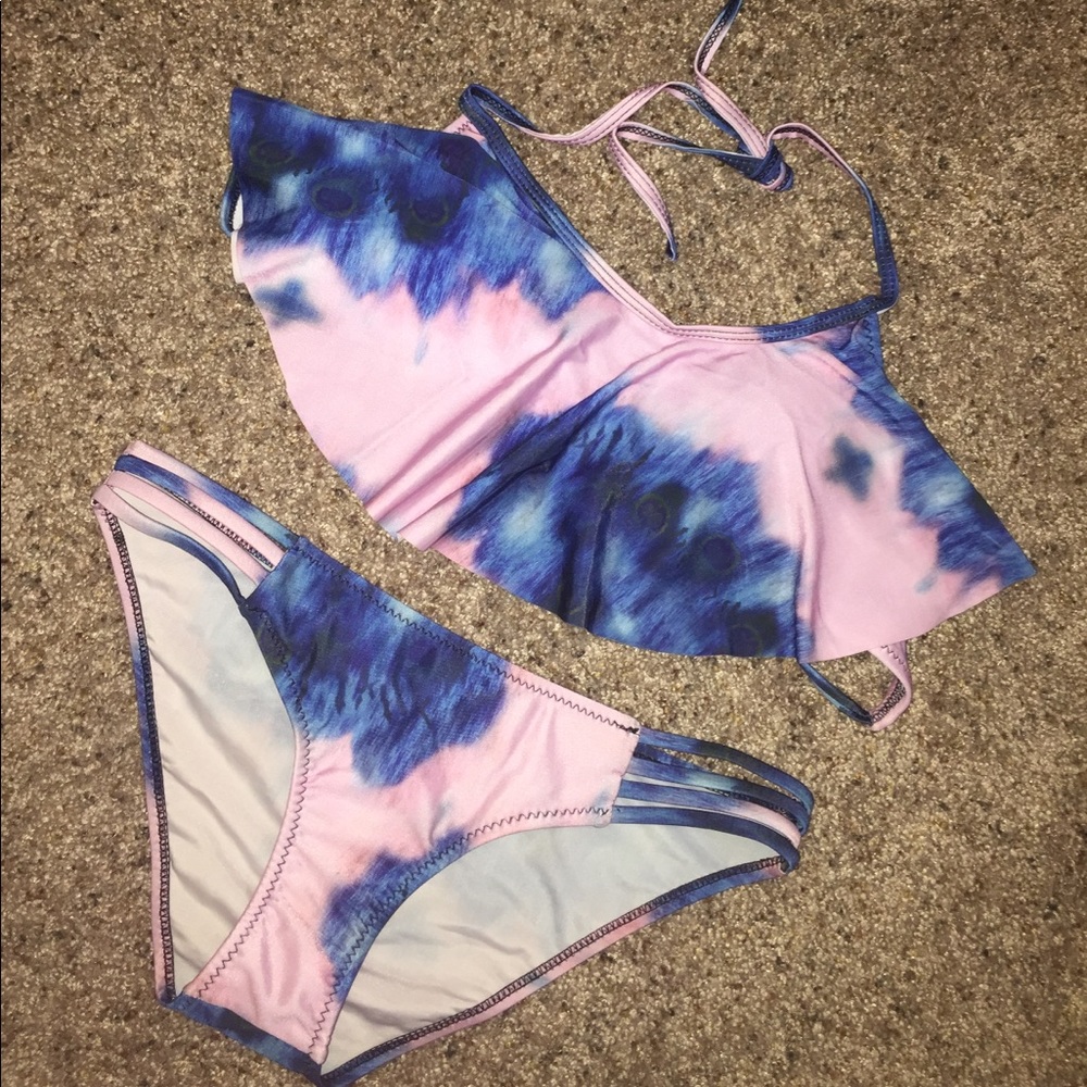 Tie Dye Bikini set!