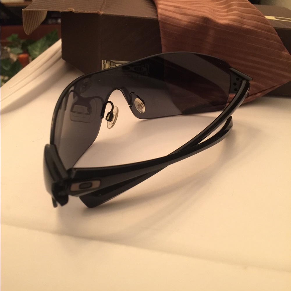 Oakleys - Picture 2 of 3