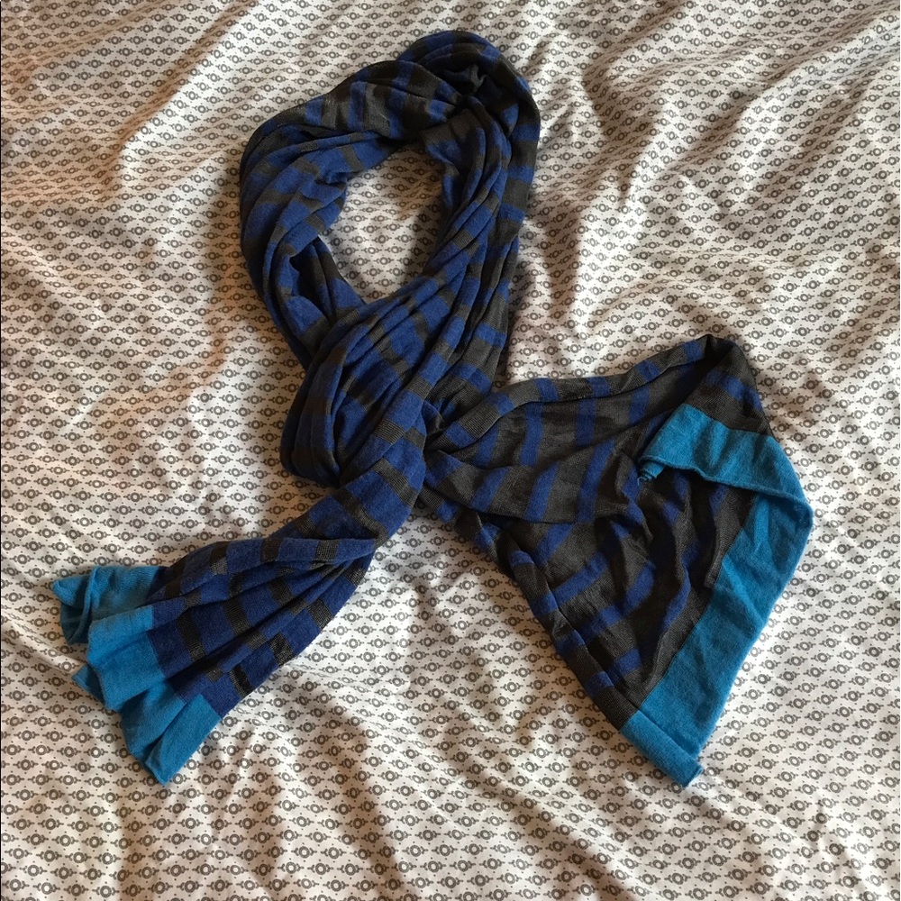 GAP Blue Striped Scarf
