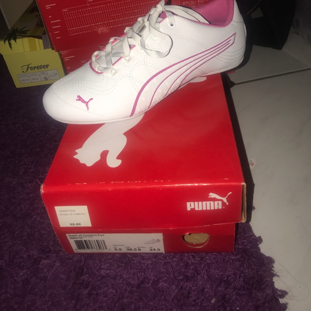 Puma V2 comfort fun sneakers