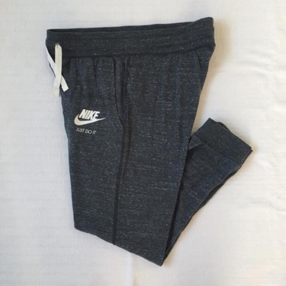 Women’s Nike Sportswear Gym Vintage Jogger Pants - Picture 3 of 6