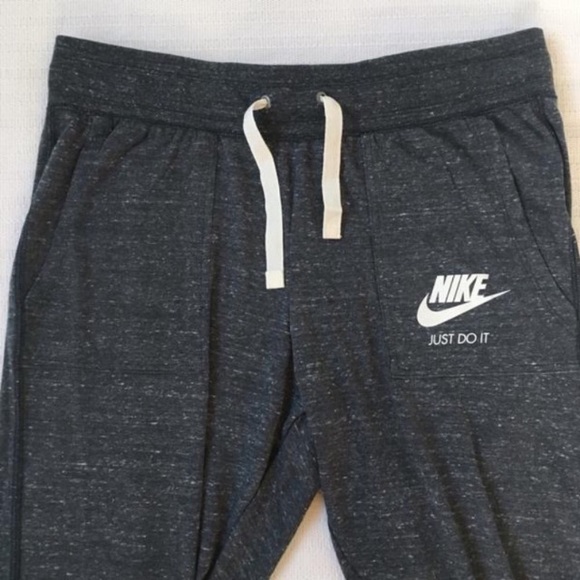 Women’s Nike Sportswear Gym Vintage Jogger Pants - Picture 4 of 6