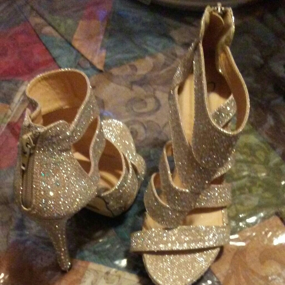 Formal heels