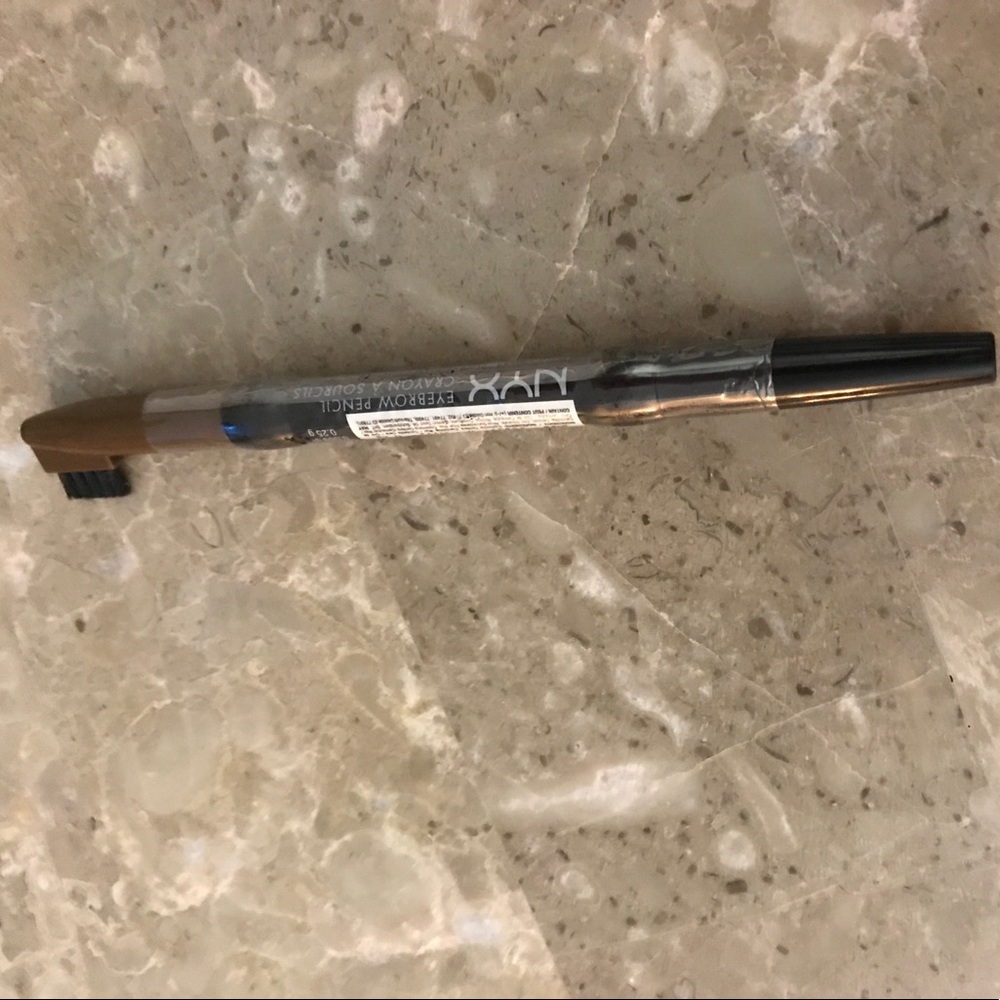 💕NYX Eyebrow Pencil Medium Brown