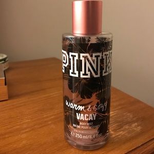 PINK warm and cozy vacay body spray
