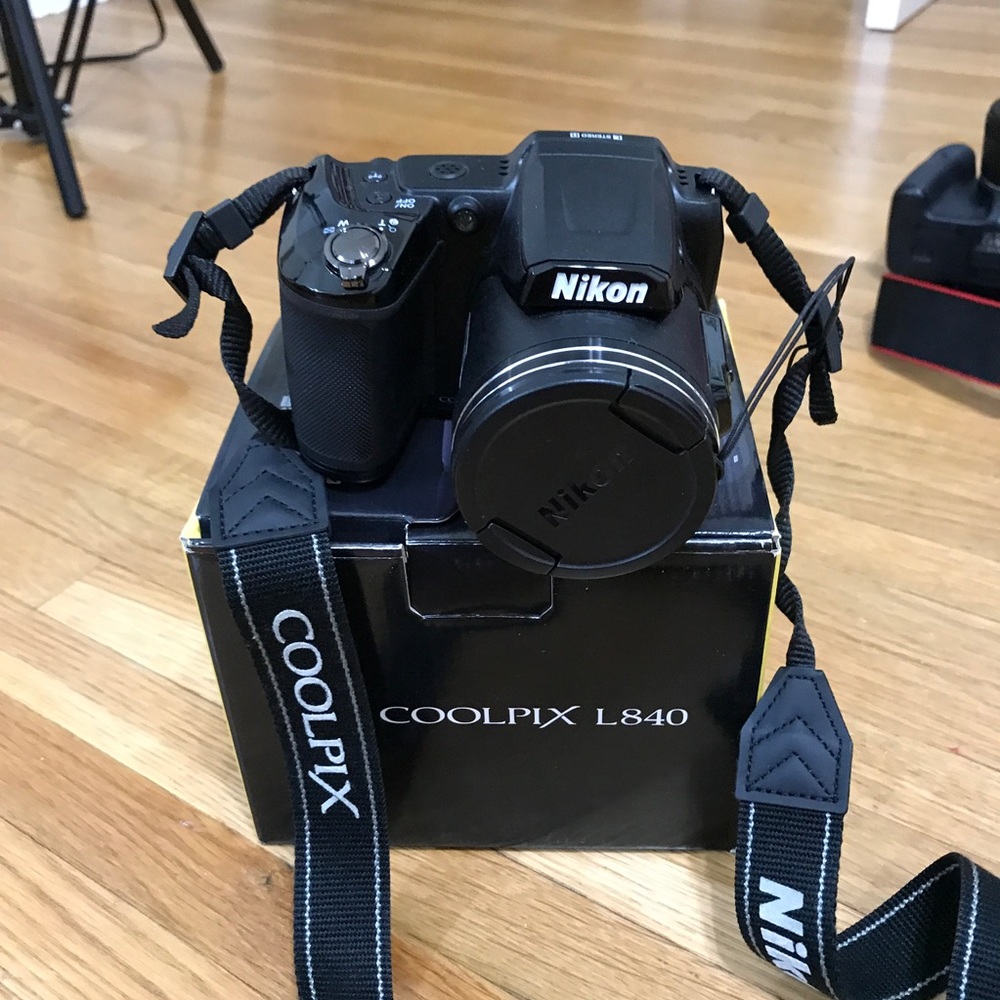 nikon coolpix L840 camera