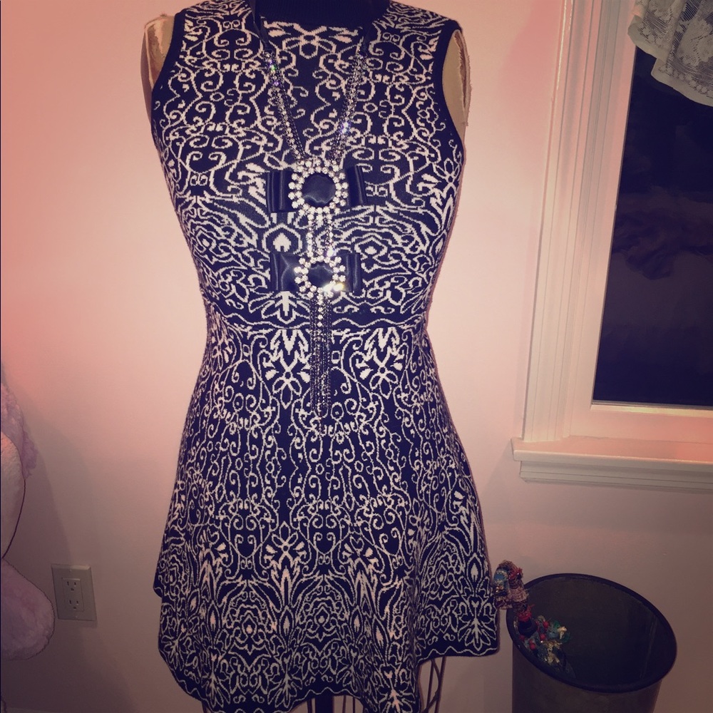 Beautiful dress sz Small