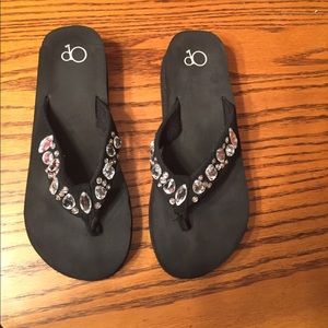 Girls flip flops size 3