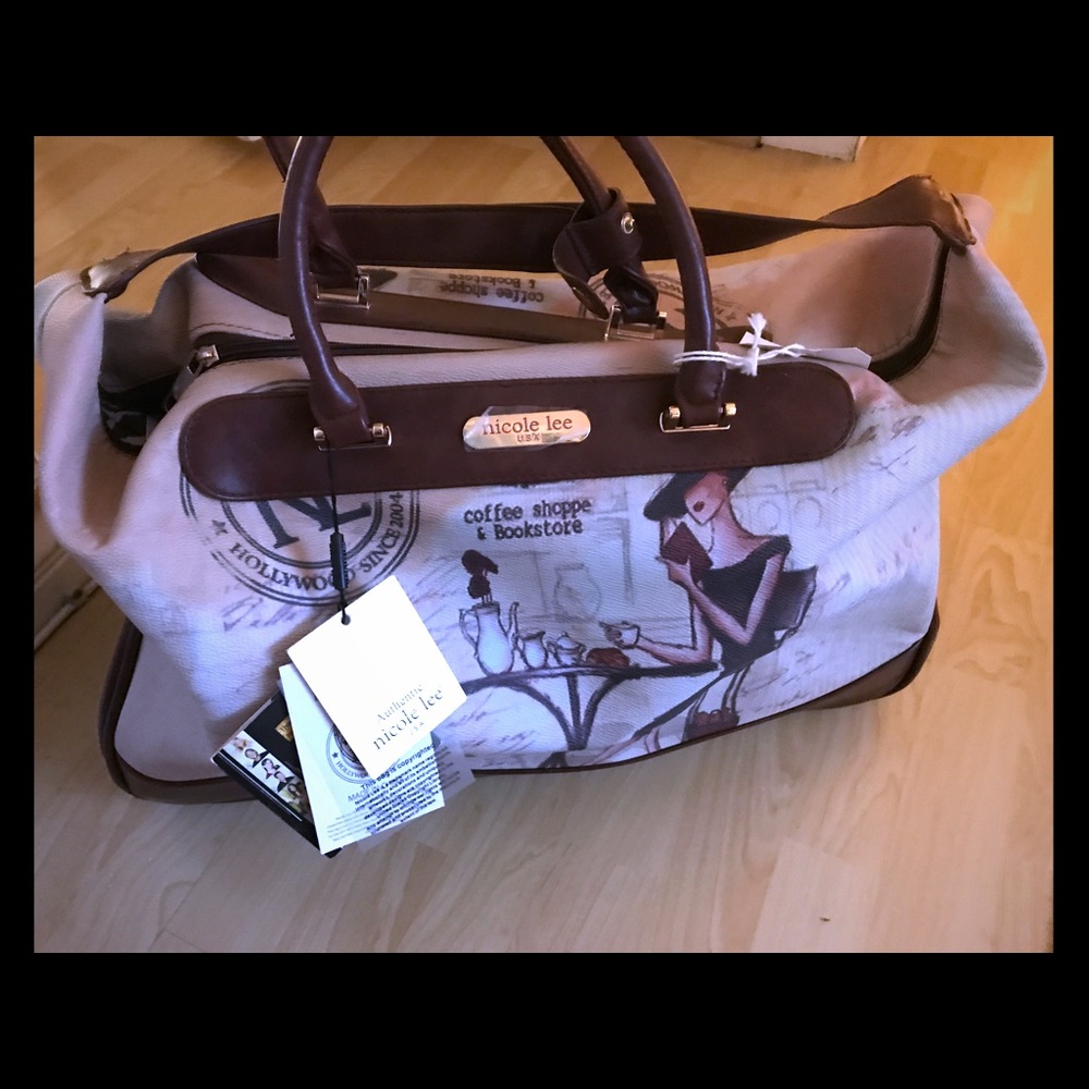 Nicole Lee Paris Duffle Rolling Travel Bag👜