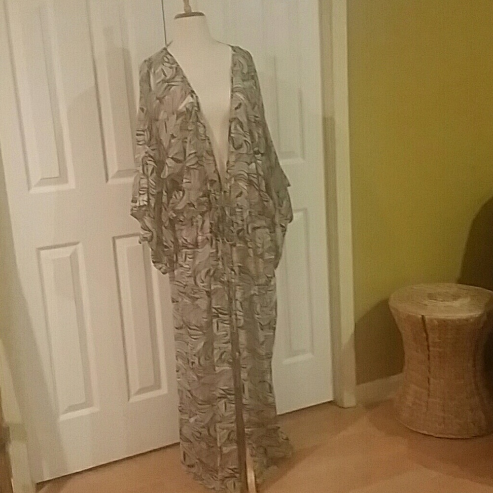 H&M long pink and turquoise kimono