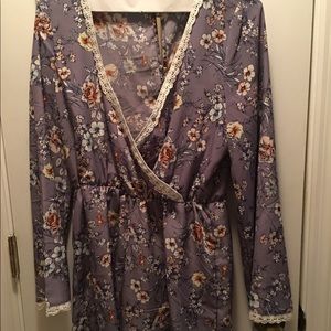 Medium floral romper