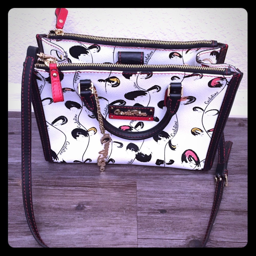 Shoulder bag with wallet