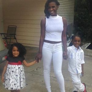 Meet your Posher, Beverly