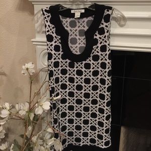 White House Black Market Sleeveless Tunic