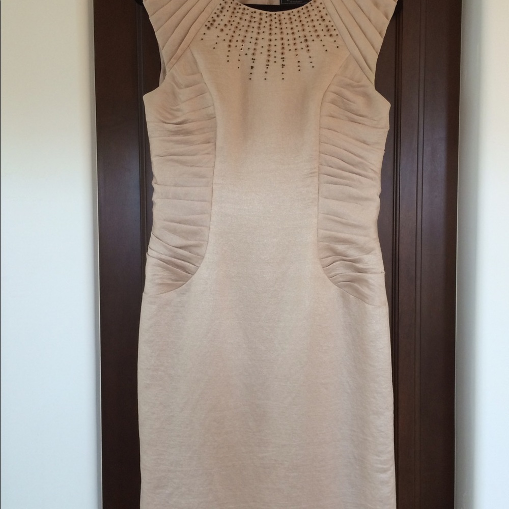 Beautiful dress!