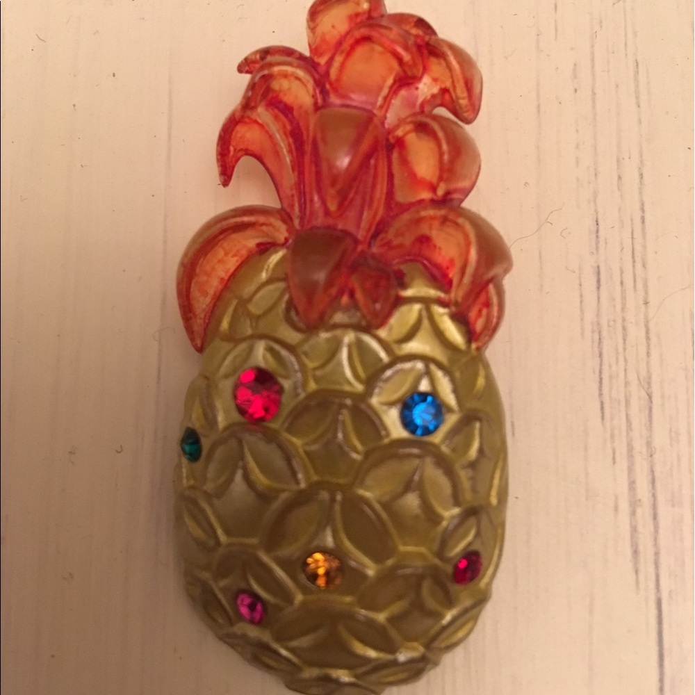 Vintage Lucite Pineapple Brooch