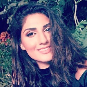 Meet your Posher, Nadia