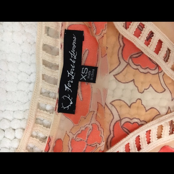 For love and lemons Barcelona dress in cream - Picture 5 of 6