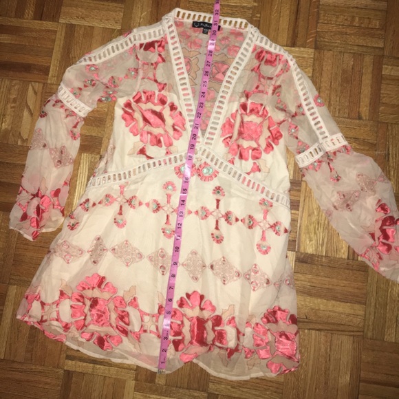 For love and lemons Barcelona dress in cream - Picture 6 of 6