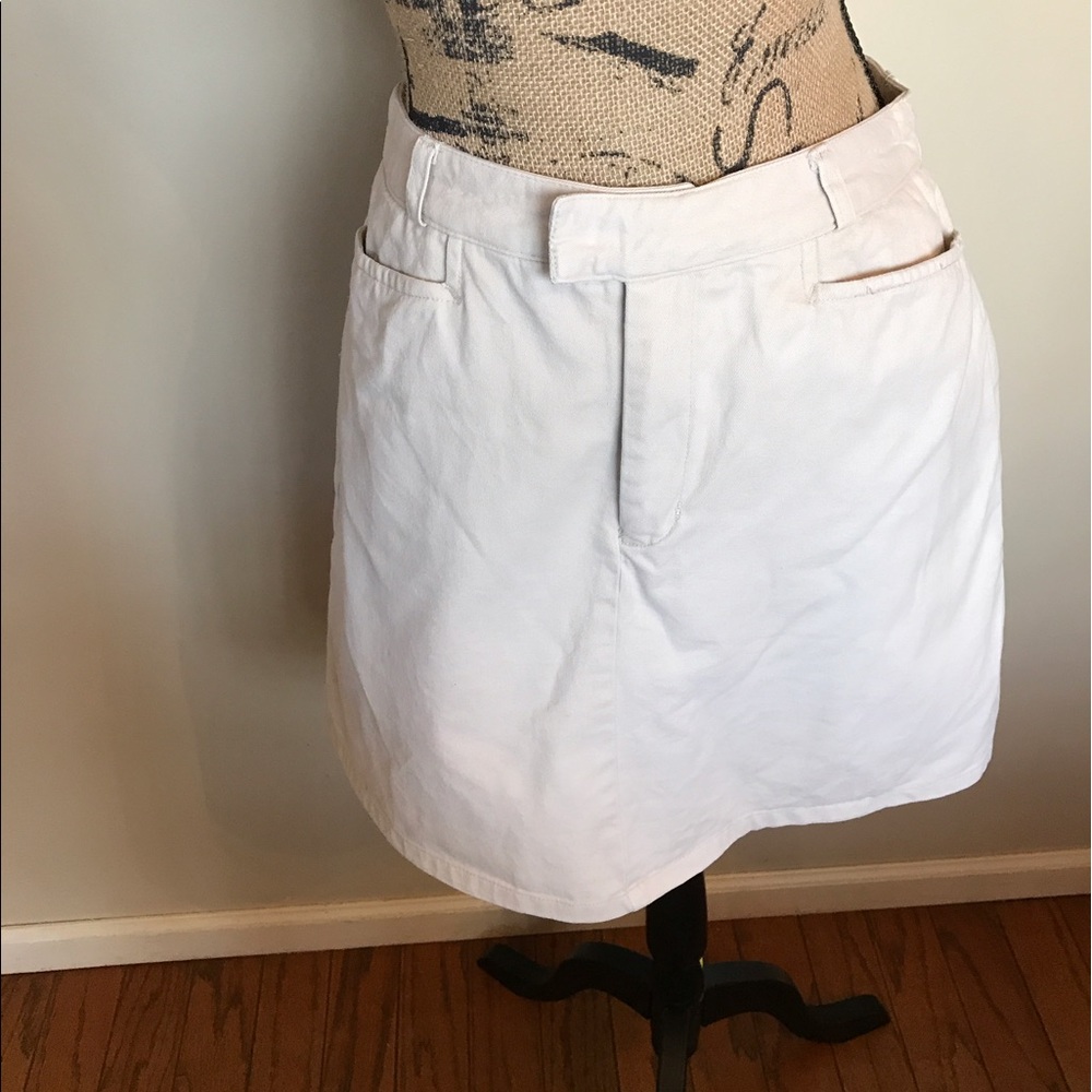 Tape measure skort