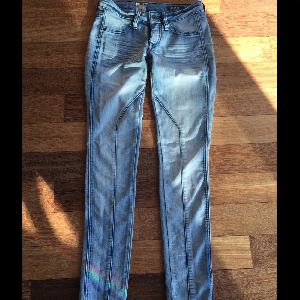 Volcom "Pistol Legging" Blue Jeans