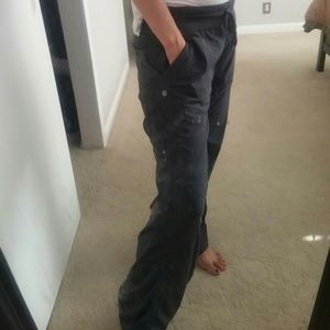 Lulumelon pants, size 12, grey