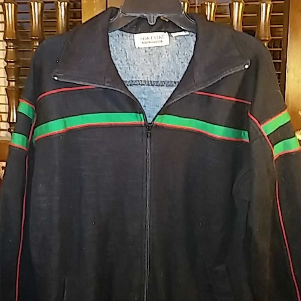 Main event sweatsuit, size medium