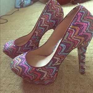 Betsey🌈Johnson💕Glittery Seventies Striped Pumps