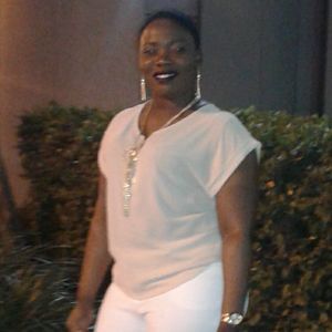 Meet your Posher, Shekia