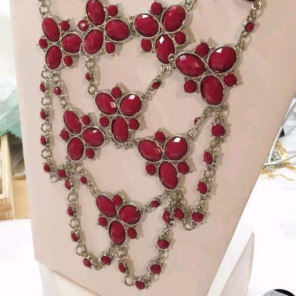 Beautiful VTG Statement Necklace. - Picture 2 of 8