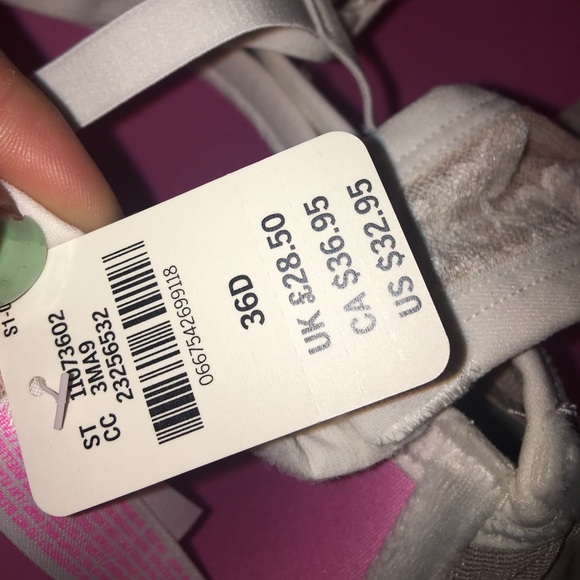 Victoria secret pink bra - Picture 3 of 3