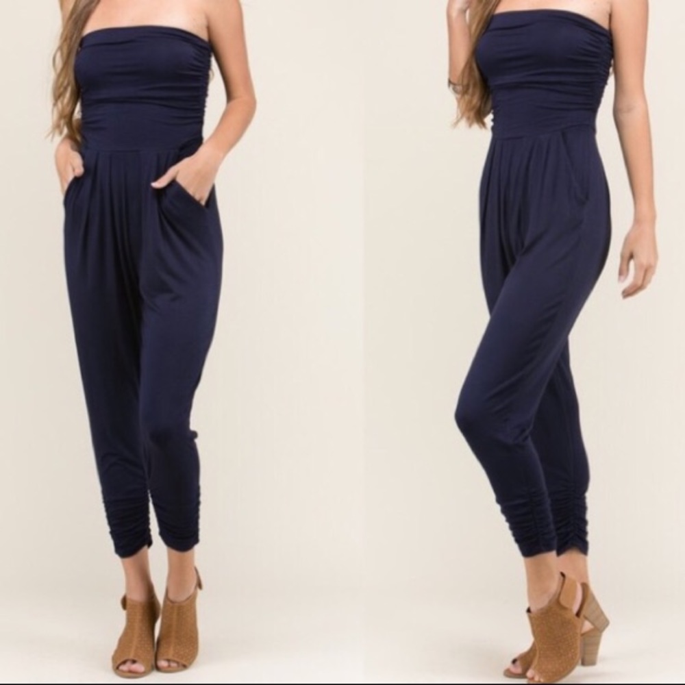 🌼NWT Jumpsuit - Black Off Shoulder Backless - Picture 5 of 5