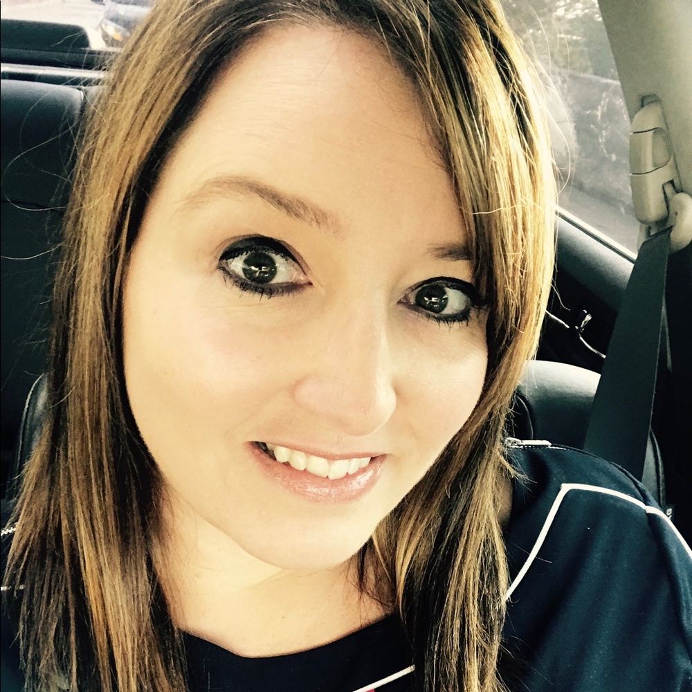 Meet your Posher, Carly