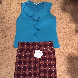 Lularoe outfit - Cassie skirt and Jones NY top