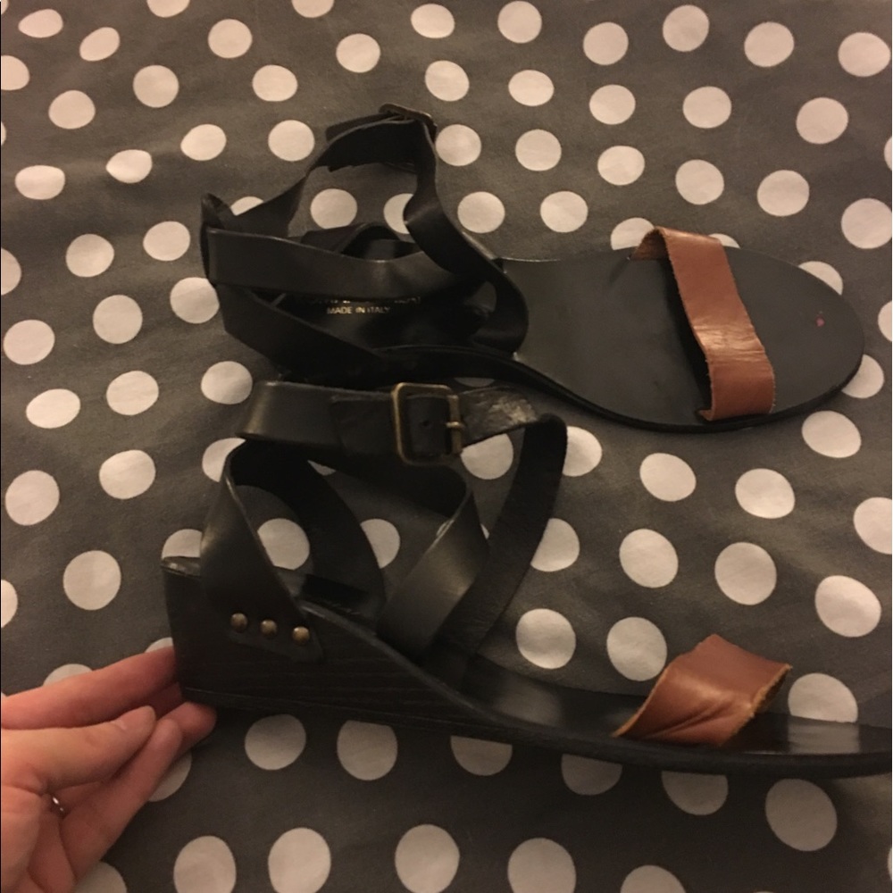 Wedge sandals