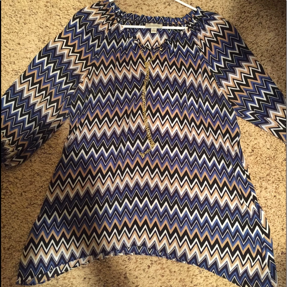 Dress blouse with gold chain attached