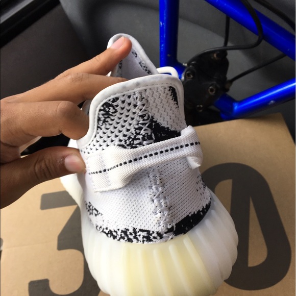 Yeezy Boost 350 V2 \