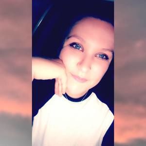 Meet your Posher, Caroline