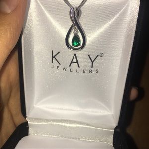 Kays jeweler green gemstone necklace Make an offer