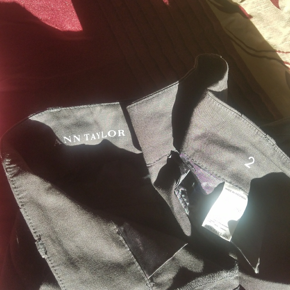 Shorts - Picture 3 of 3