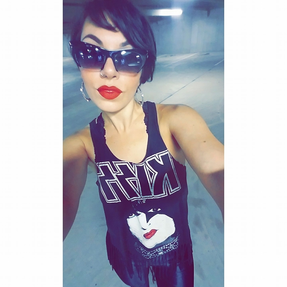 Meet your Posher, Mikala