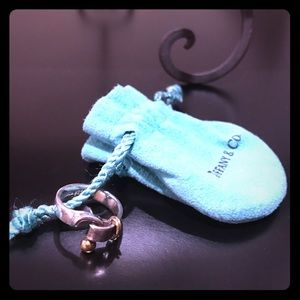 Authentic Tiffany & Co. Hook and Eye Ring 💍