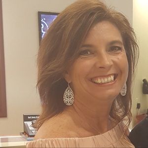 Meet your Posher, Donnette