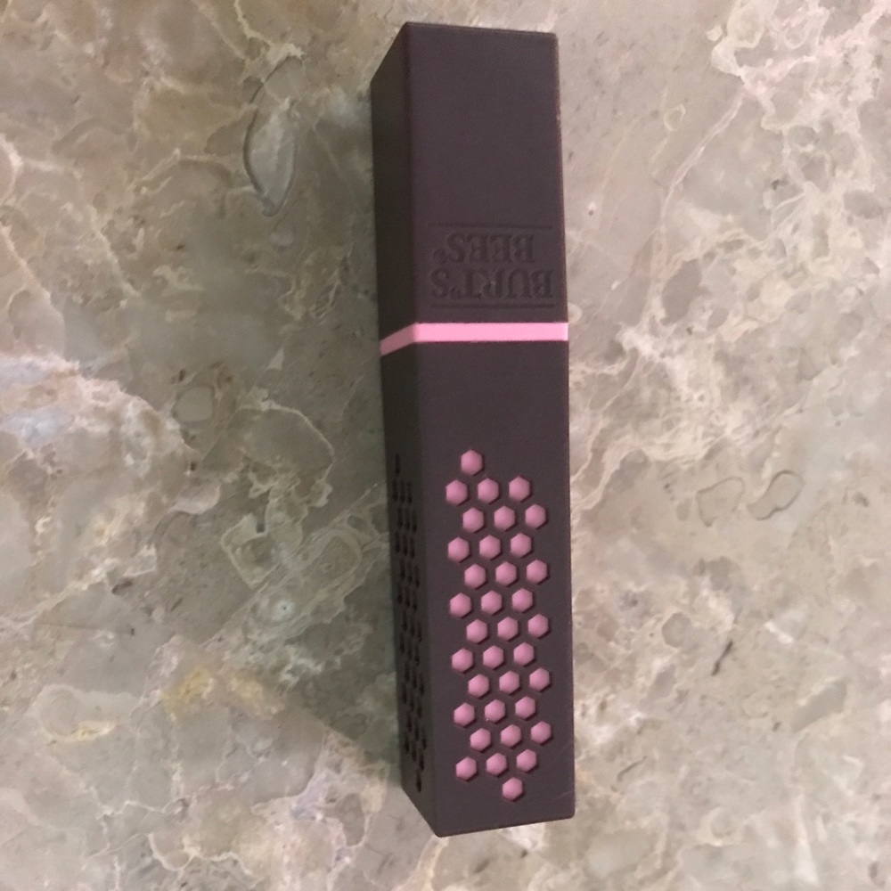 💕💄💋Burt's Bees Lipstick Iced Iris