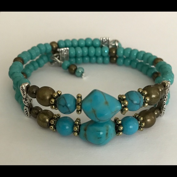 Stretchy Turquoise Bracelets. Handmade Jewelry. - Picture 1 of 6