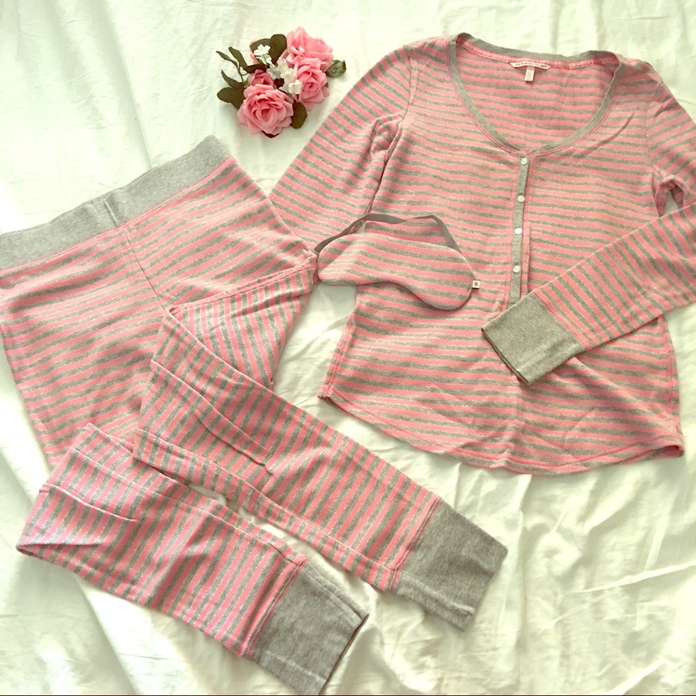 ⚡️FLASH SALE⚡️Victoria's Secret Thermal Pjs