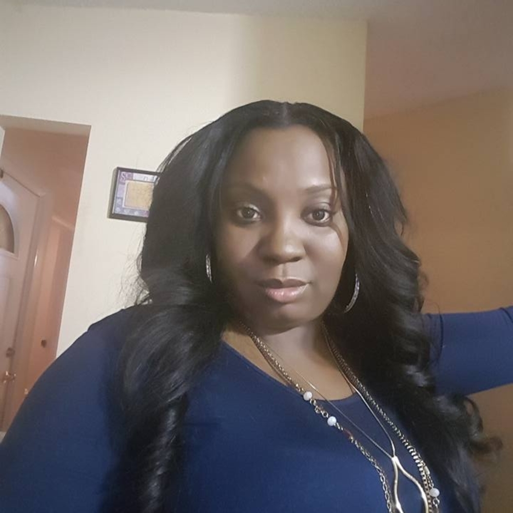 Meet your Posher, Gina