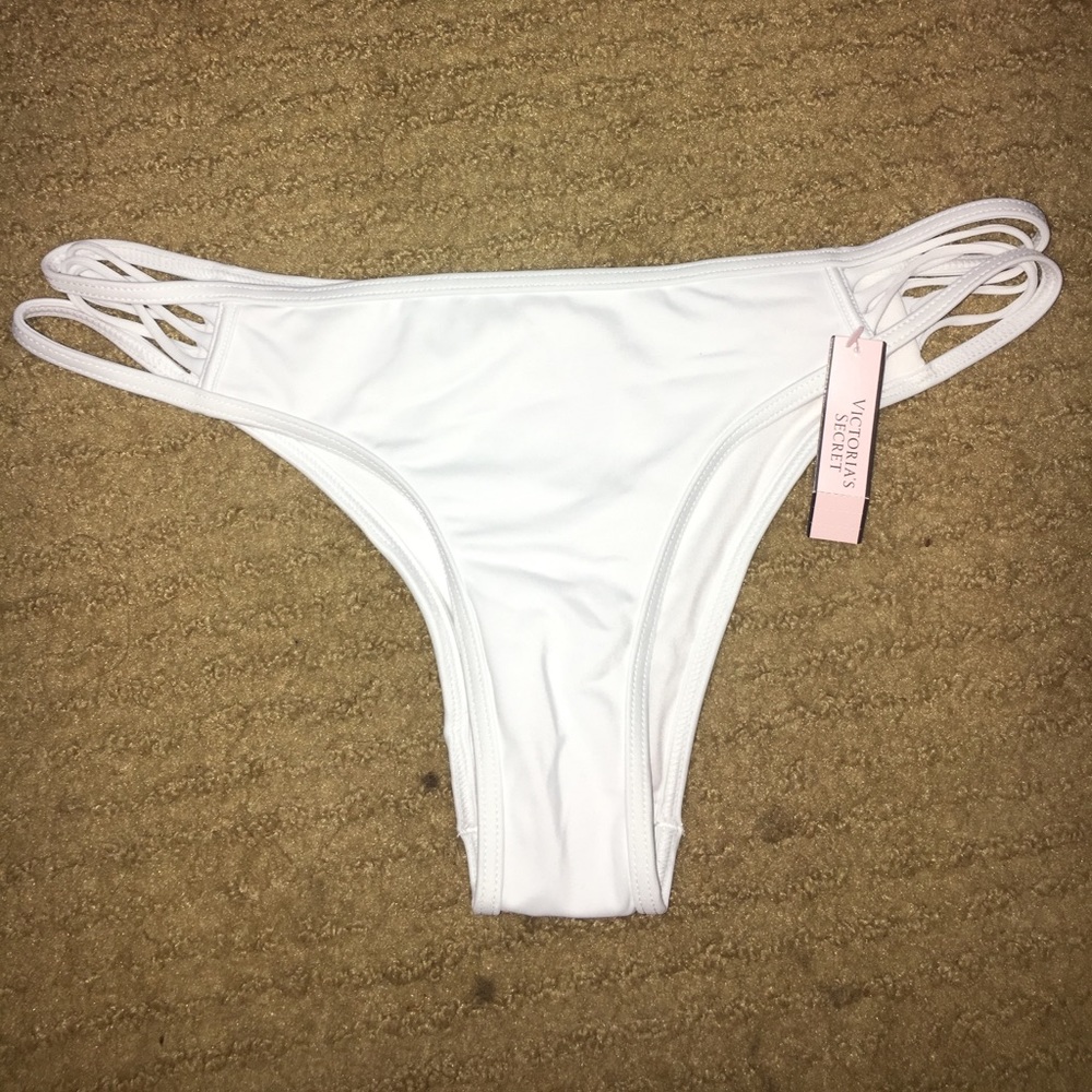 Victoria's Secret itsy style bikini bottoms